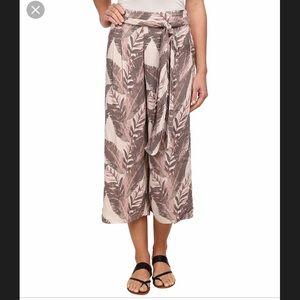 Free people palm prints wide leg, crop pants